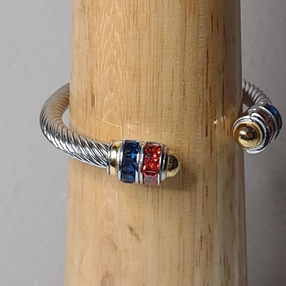 Blue, Red, And Silver Tone Bracelet - Picture 11 of 13